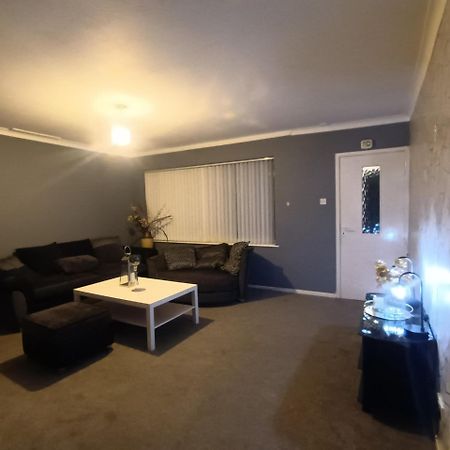 2 Bed Apartment Whitefield Eksteriør bilde